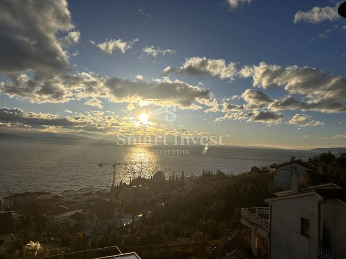 ABBAZIA, casa indipendente con vista mare