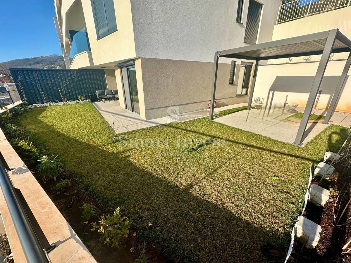 ABBAZIA, appartamento trilocale con giardino e vista mare