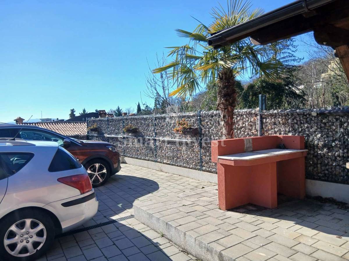 ABBAZIA - VOLOSKO, casa con 4 appartamenti e vista mare