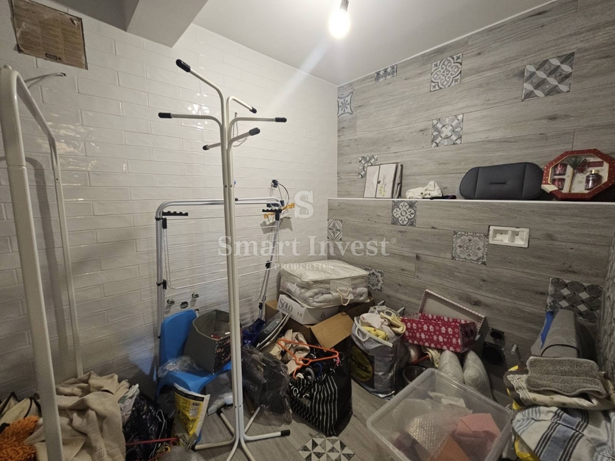 MATULJI - CENTRO, casa a schiera vicino a tutti i servizi
