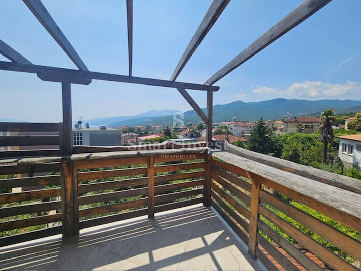 MATULJI - CENTRO, casa a schiera vicino a tutti i servizi