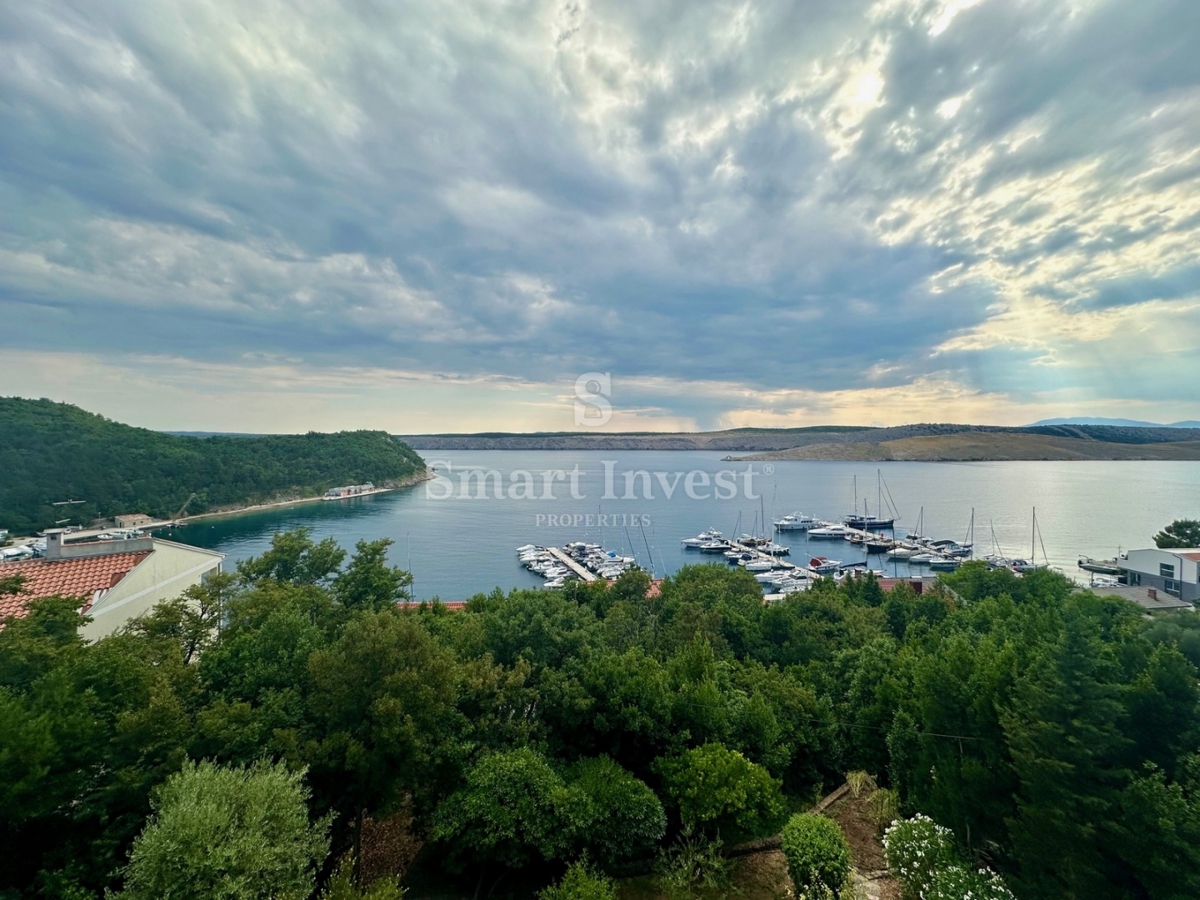 JADRANOVO, appartamento bilocale, 2a fila al mare!