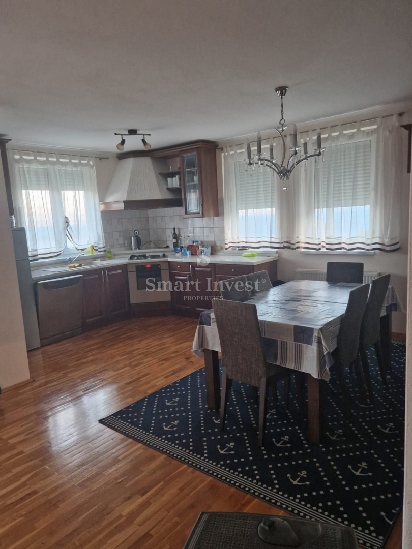 Appartamento Oprić, Lovran, Opatija - Okolica, 74,31m2