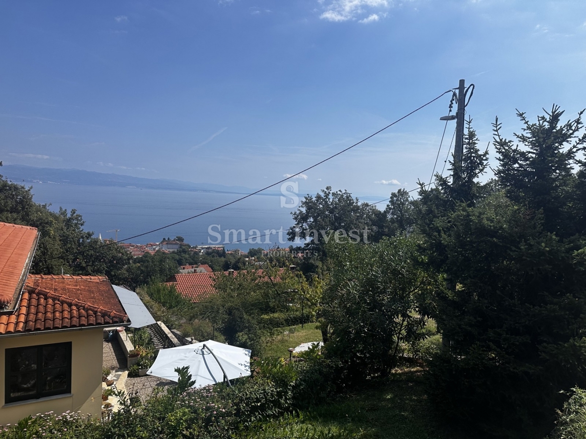 LAURANA, terreno edificabile con vista mare!