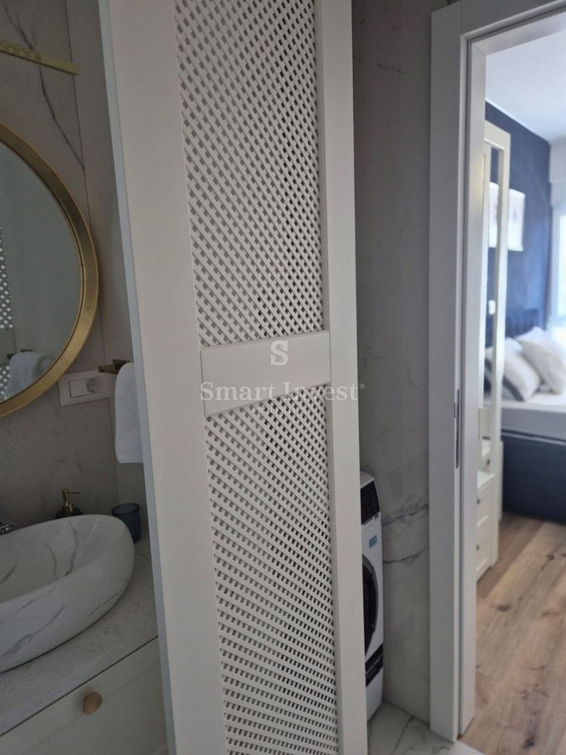 LAURANA, lussuoso appartamento trilocale con piscina vicino al mare