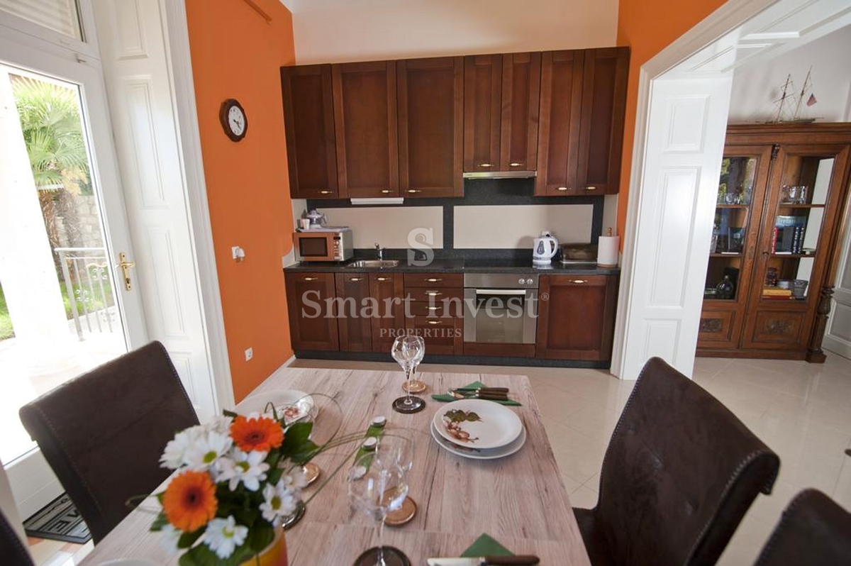 ABBAZIA - CENTRO, appartamento trilocale con giardino, ESCLUSIVAMENTE NELLA NOSTRA AGENZIA