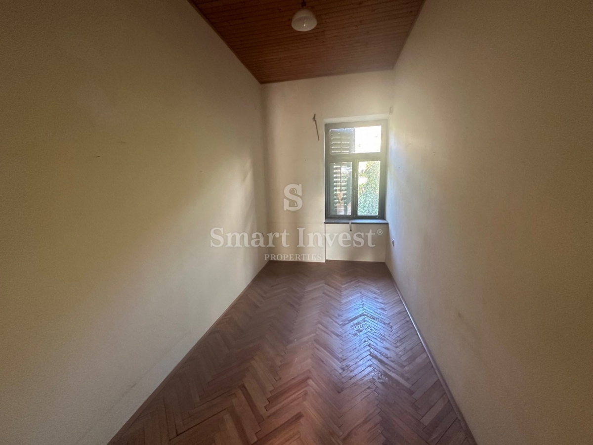 ABBAZIA, appartamento con vista mare in una vecchia villa