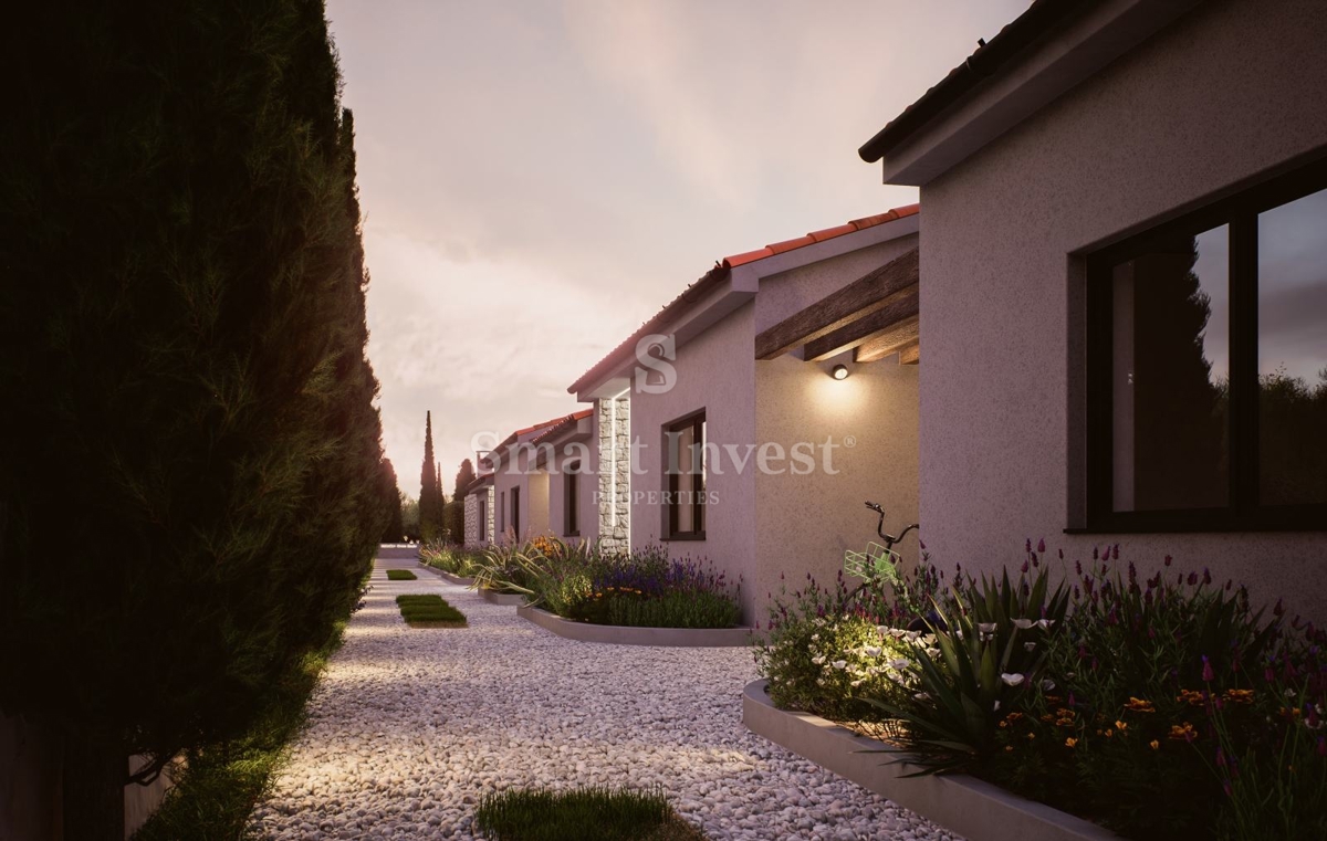 PARENZO - KAŠTELIR, moderna casa a schiera, in costruzione