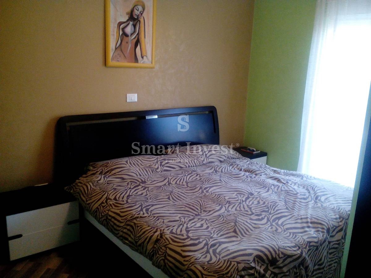 KASTAV, casa con 2 appartamenti e giardino