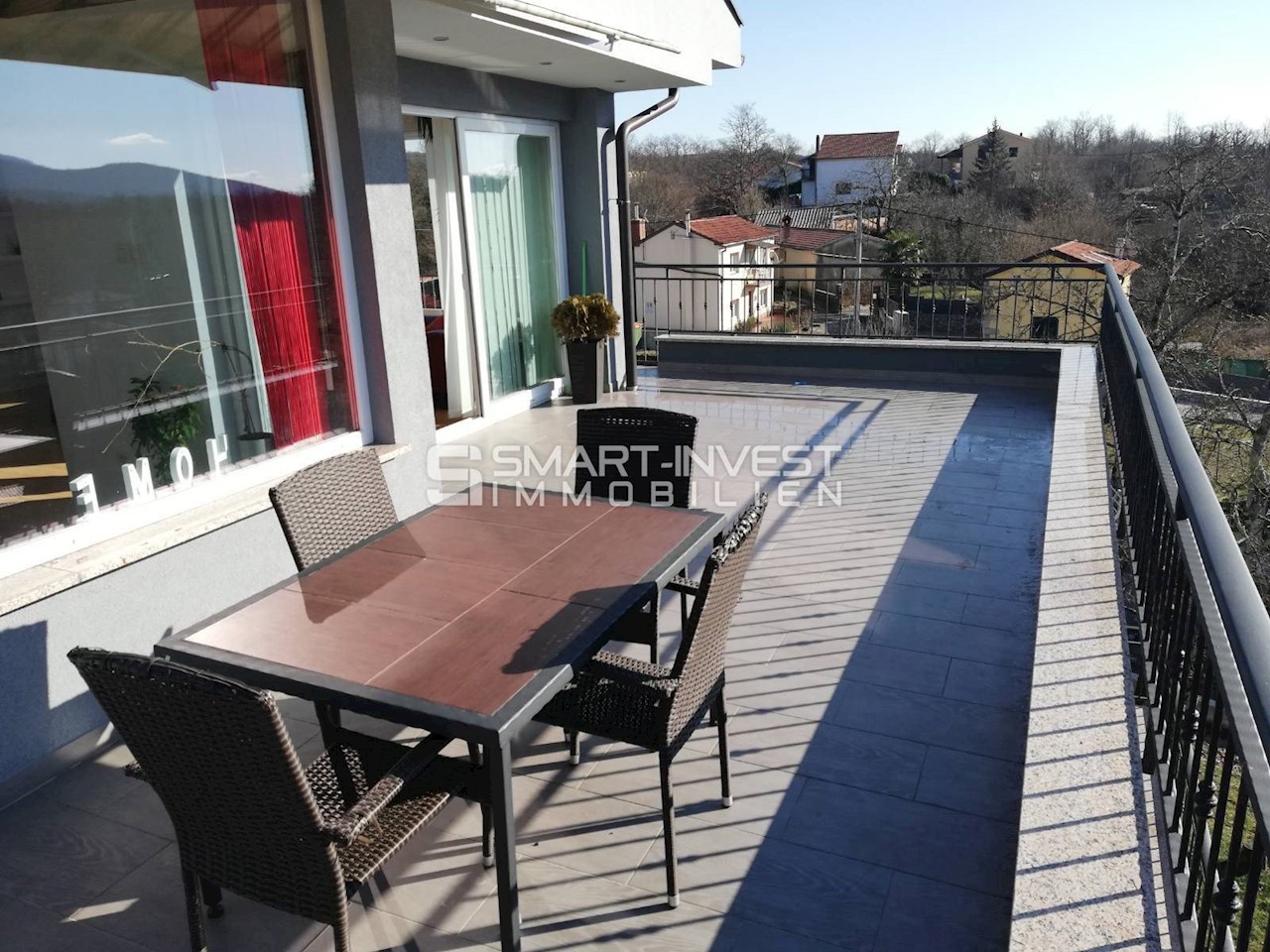 MATULJI - BREŠCA, 3-bedrooms apartment with 2 parking spaces