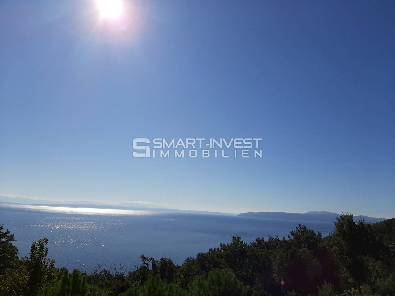 LOVRAN, Building land plot of 1968 m2 with sea view, for sale