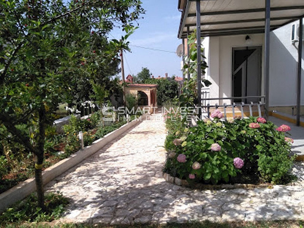 ISTRIA - ROVINJ vicinity, Apartment of 70 m2 for sale