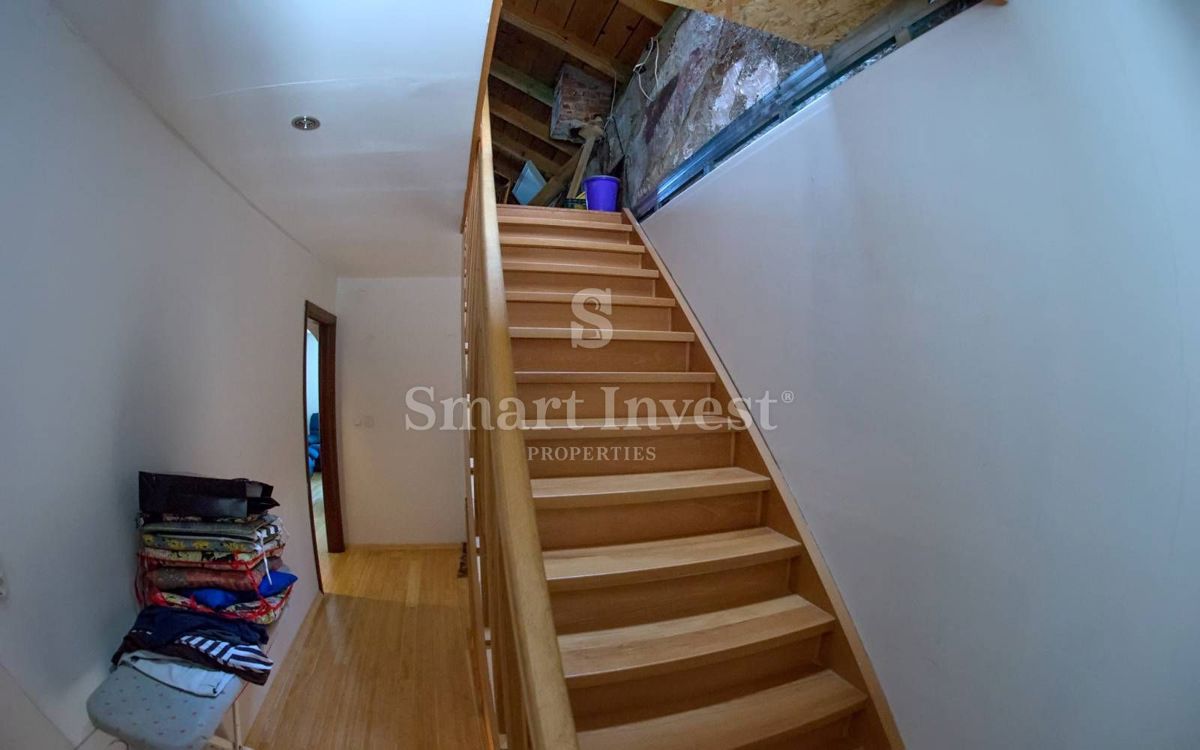 Casa Karlobag, 260m2
