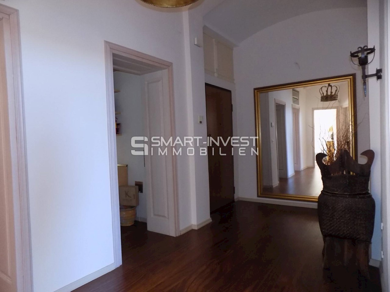 OPATIJA, Exclusive apartment of 120 m2, with parking, near the sea