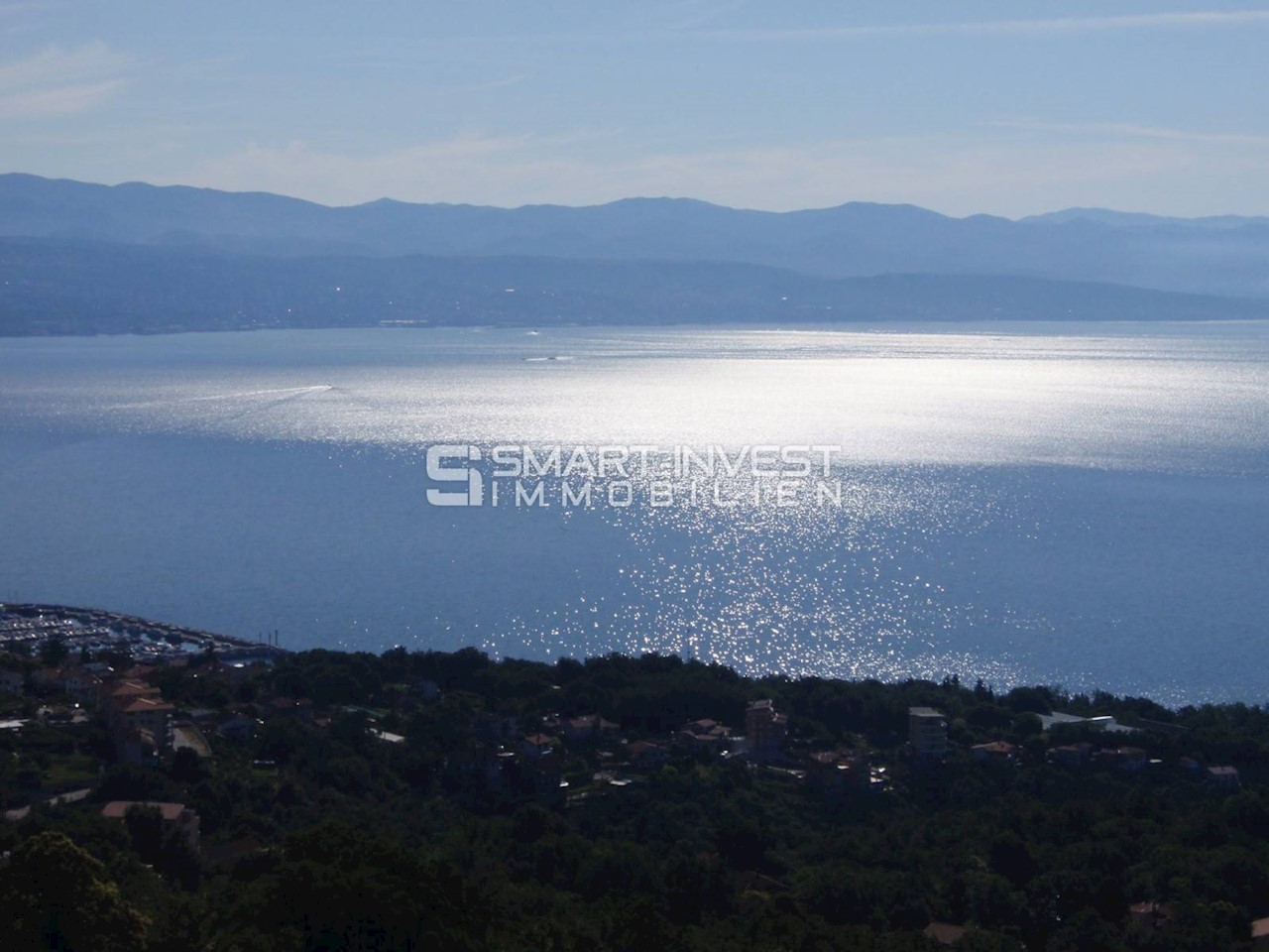 LOVRAN, Terreno edificabile con splendida vista mare, in vendita