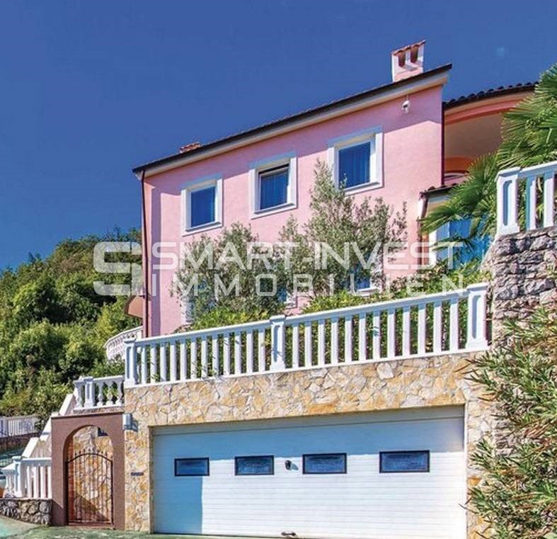 OPATIJA, 5-bedrooms villa with sea view, surrounded by greenery