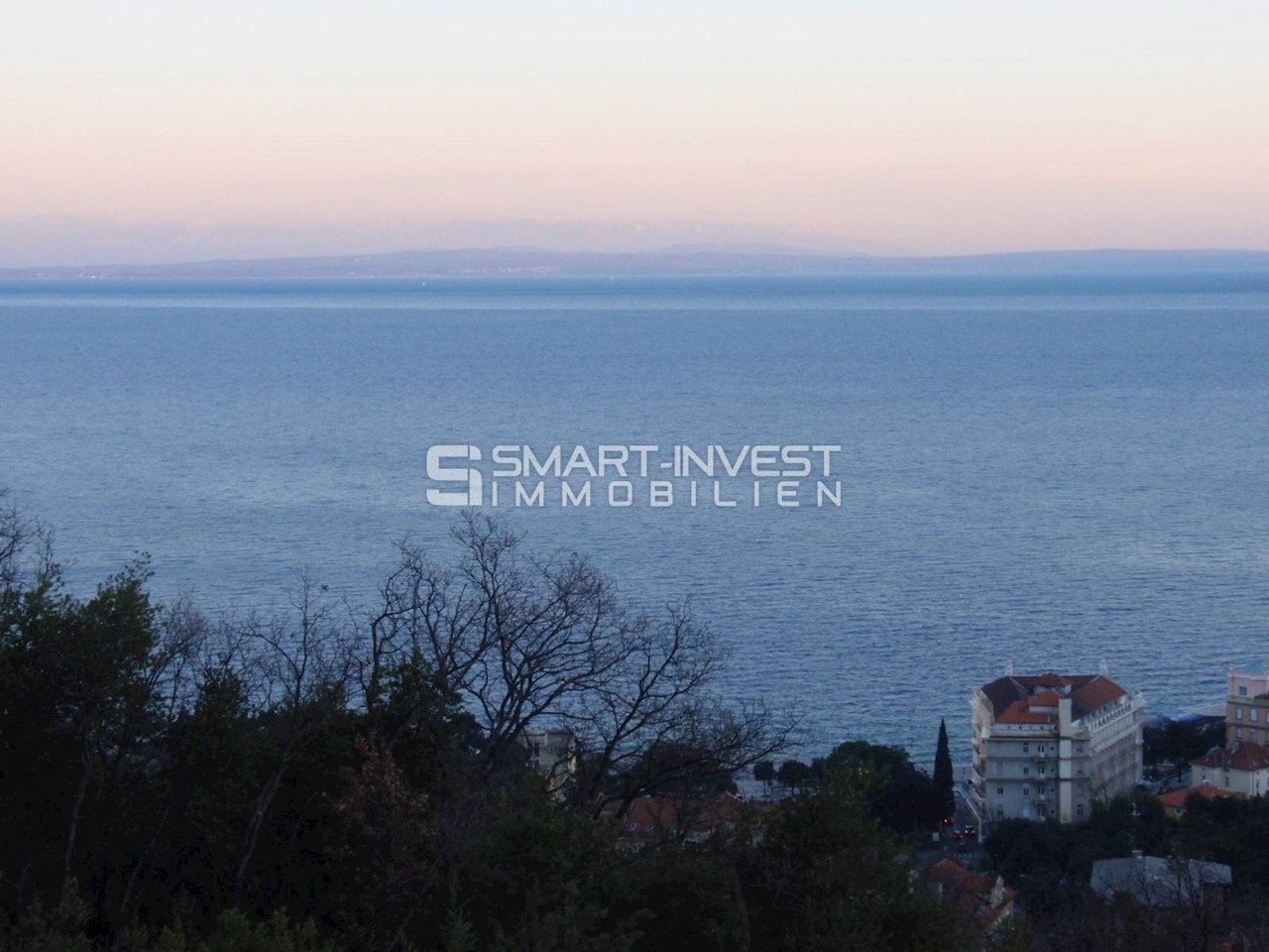 OPATIJA, 5-bedrooms villa with sea view, surrounded by greenery