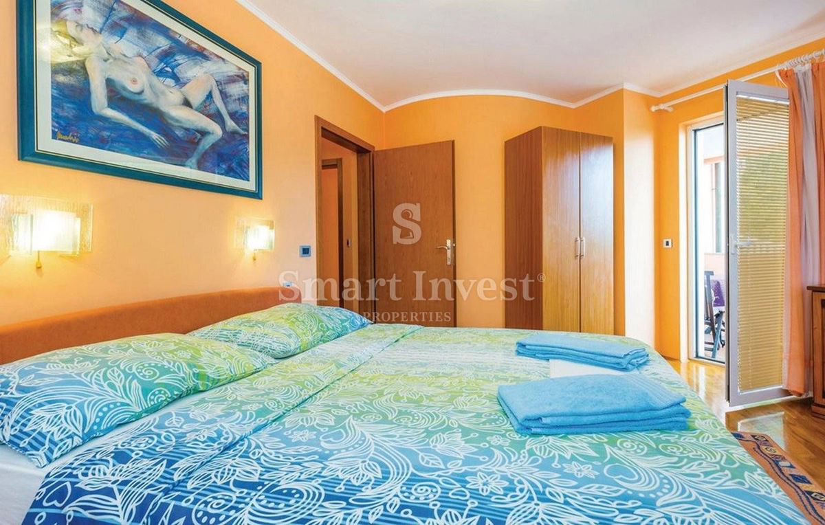 OPATIJA, 5-bedrooms villa with sea view, surrounded by greenery