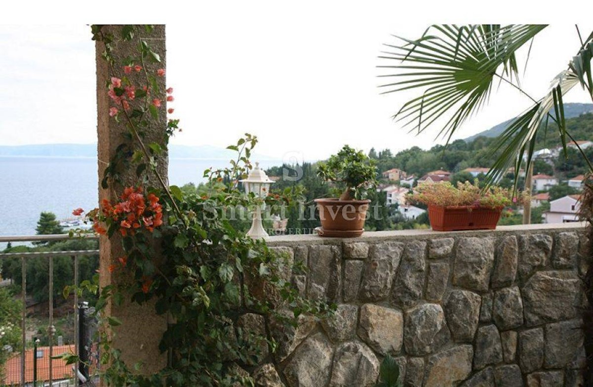 OPATIJA - IČIĆI, Beautiful villa with sea view, near the sea