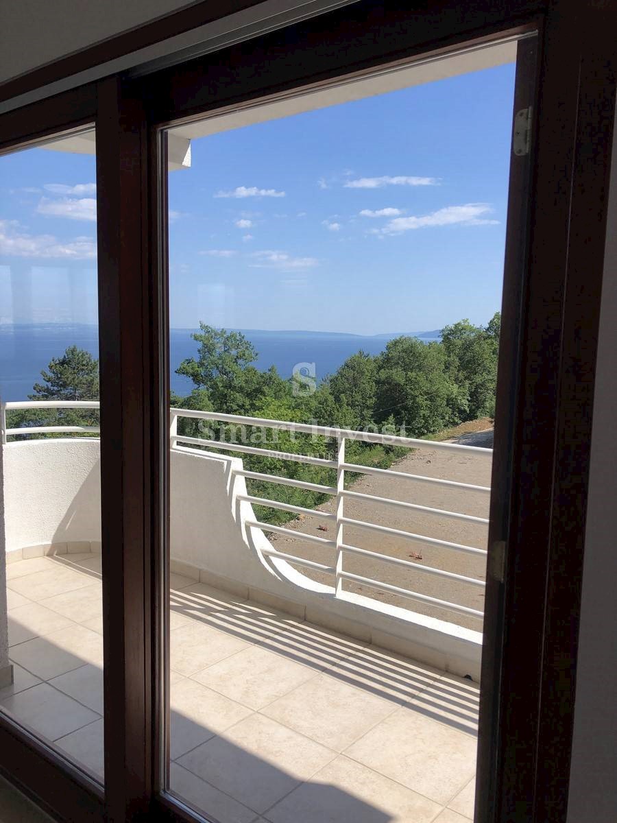 OPATIJA, Excellent 2-bedrooms apartment with panoramic sea view, near the sea