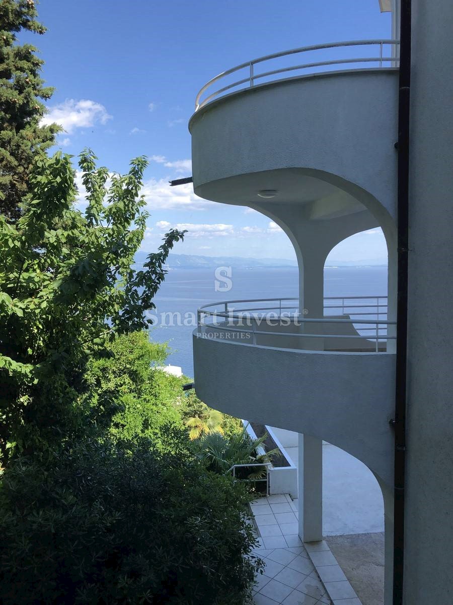 OPATIJA, Excellent 2-bedrooms apartment with panoramic sea view, near the sea