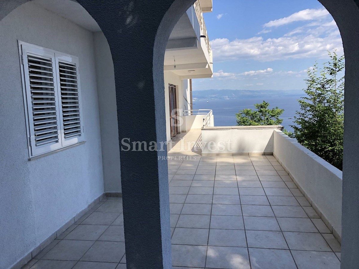 OPATIJA, Excellent 2-bedrooms apartment with panoramic sea view, near the sea