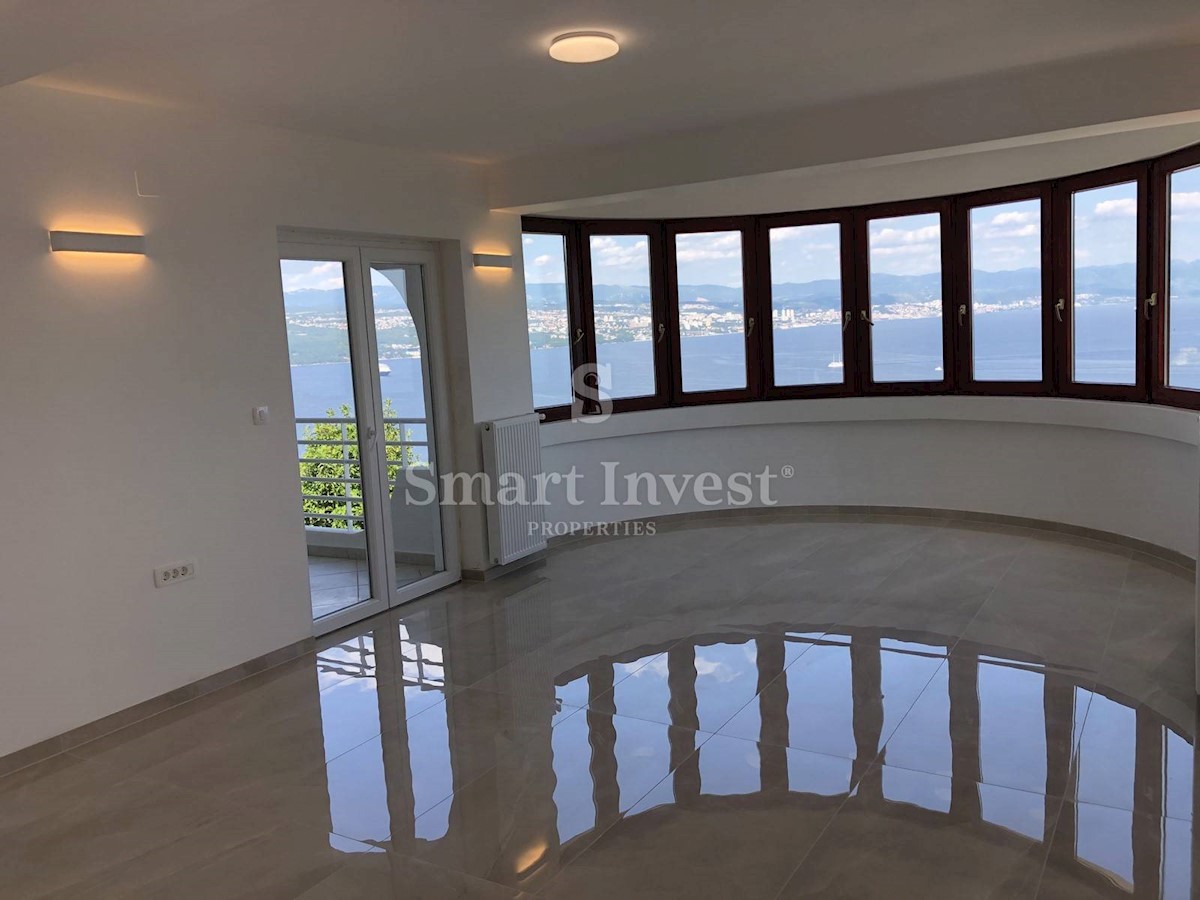 OPATIJA, Excellent 2-bedrooms apartment with panoramic sea view, near the sea