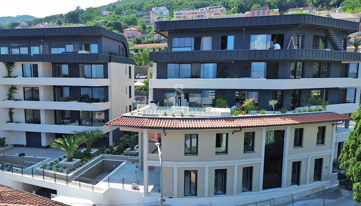 OPATIJA, Exclusive villa of 242.27 m2, with pool, in a new building