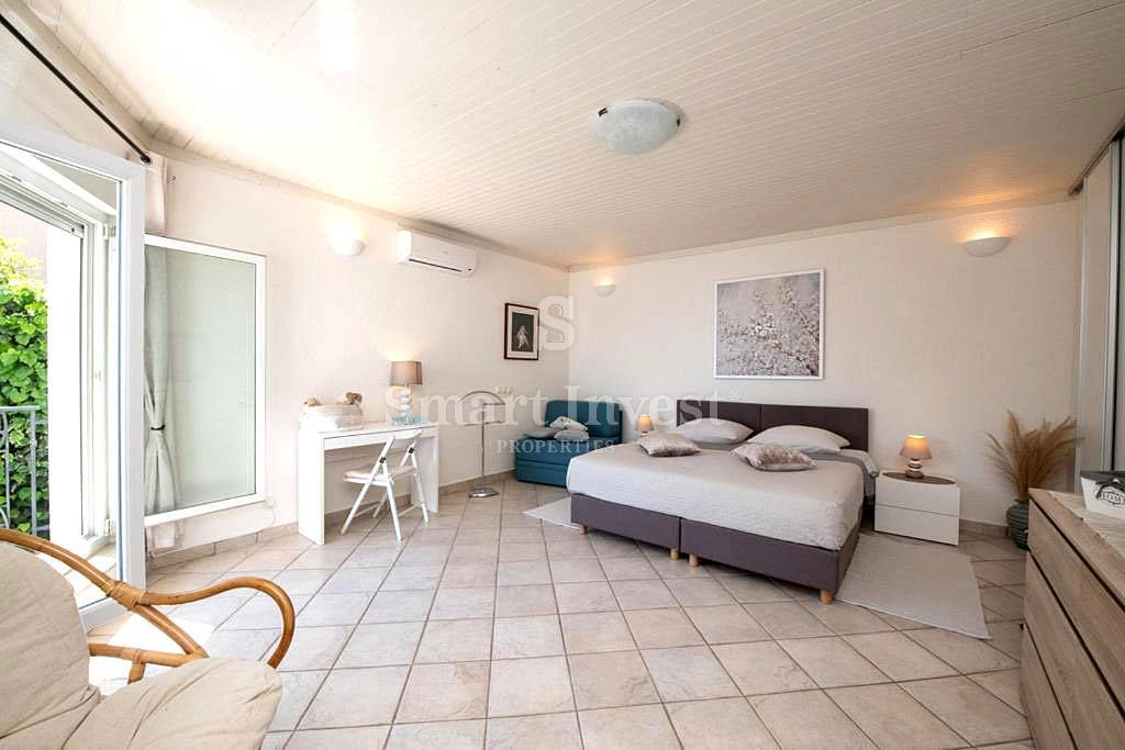 OPATIJA, 3-bedrooms apartment with sea view, near the sea!