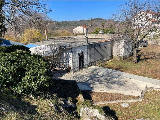 ISTRIA - LUPOGLAV, Villa al grezzo con piscina, in vendita