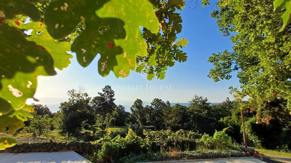  RIVIERA DI ABBAZIA - MOŠĆENICE, Casa con vista mare in vendita