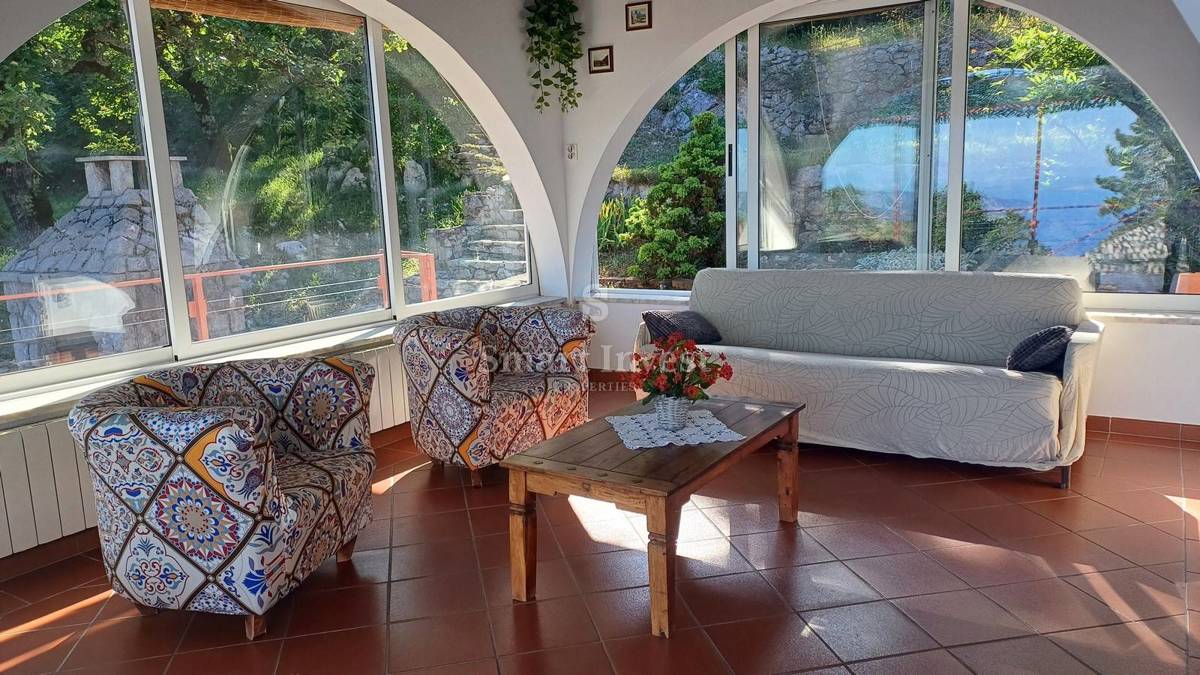  RIVIERA DI ABBAZIA - MOŠĆENICE, Casa con vista mare in vendita