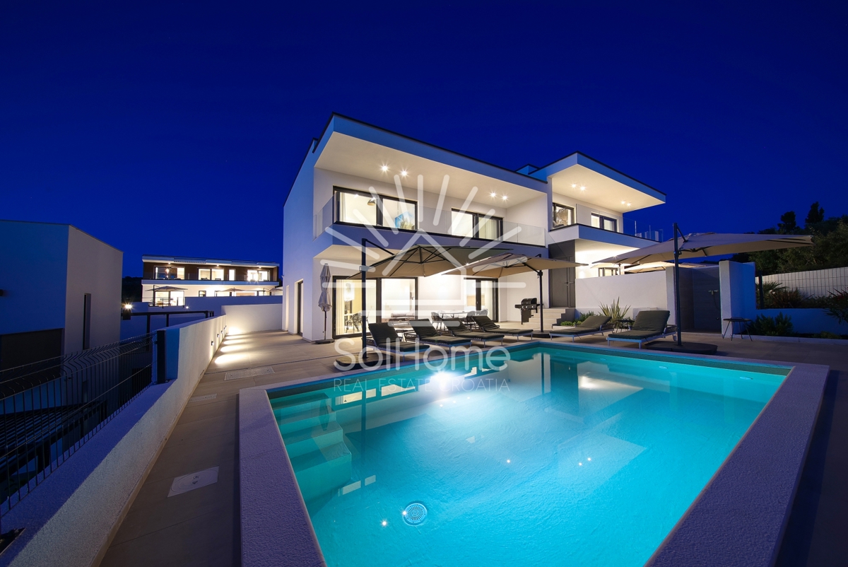 VIDEO! Case con piscina e vista sul mare – Vicino a Novalja, Croazia