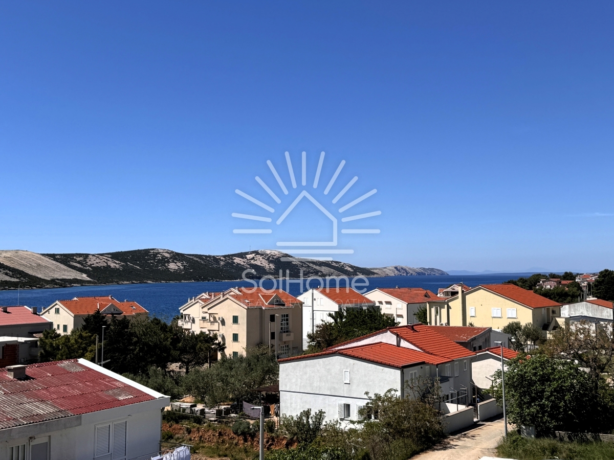 Appartamenti al primo piano sul mare a Novalja.