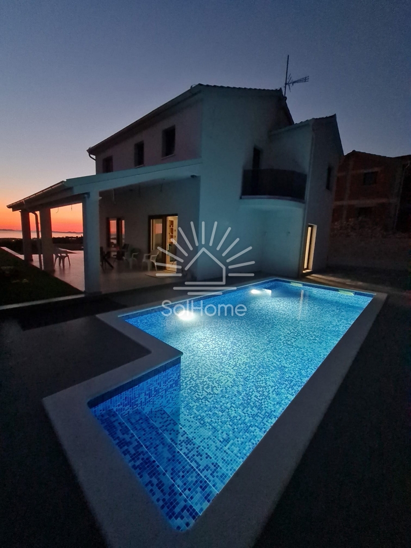 Casa con vista magica sul mare a Primošten, Croazia