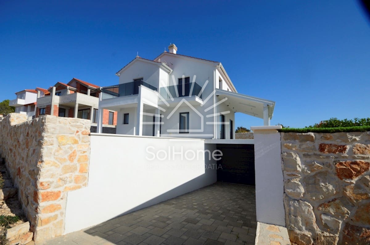 Casa con vista magica sul mare a Primošten, Croazia