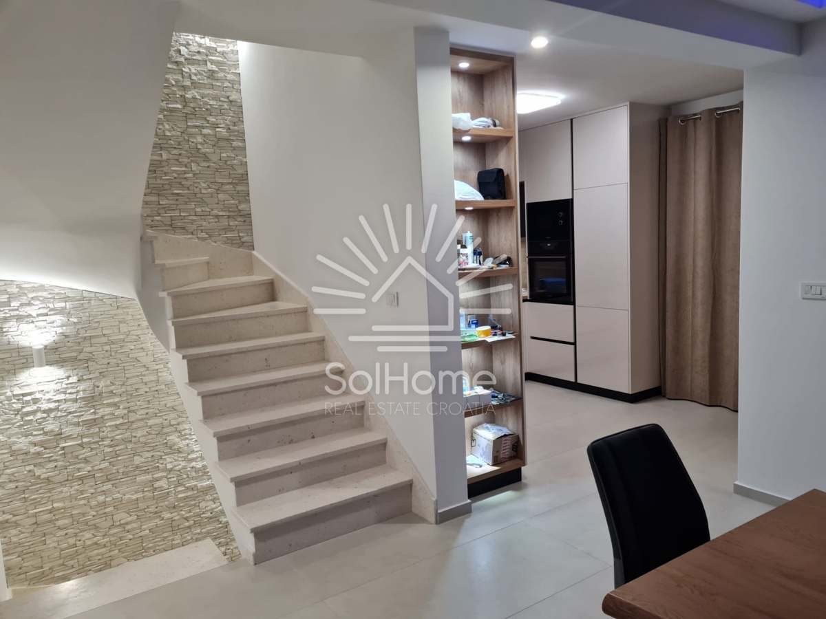 Casa con vista magica sul mare a Primošten, Croazia