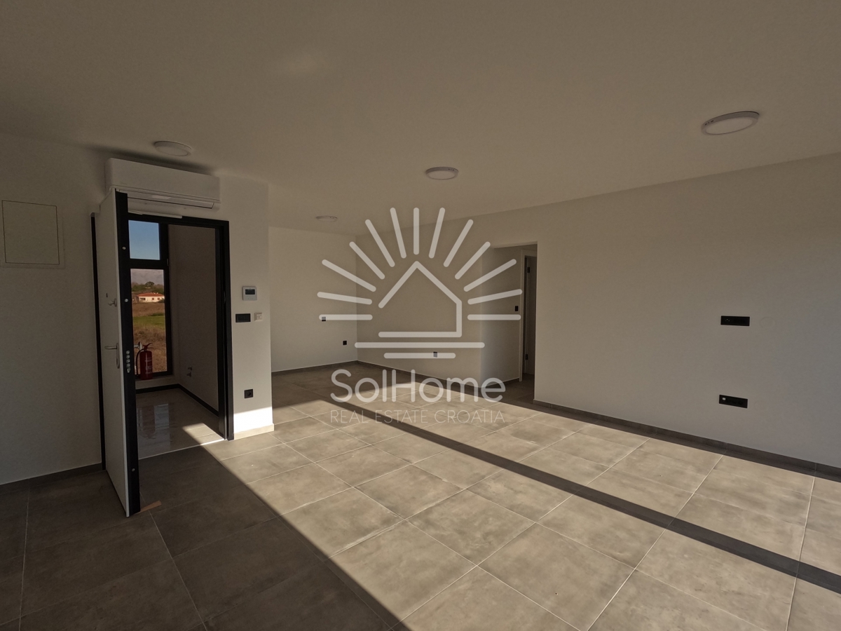 Attico con piscina / Appartamenti a Privlaka vicino a Zara - Croazia