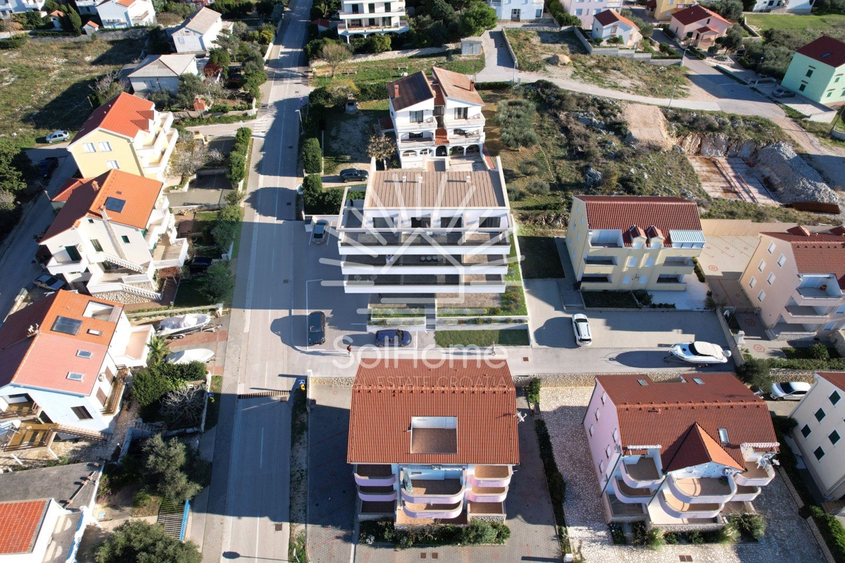 Attico duplex a 180 metri dal mare a Pag, vicino a Zara/Croazia.