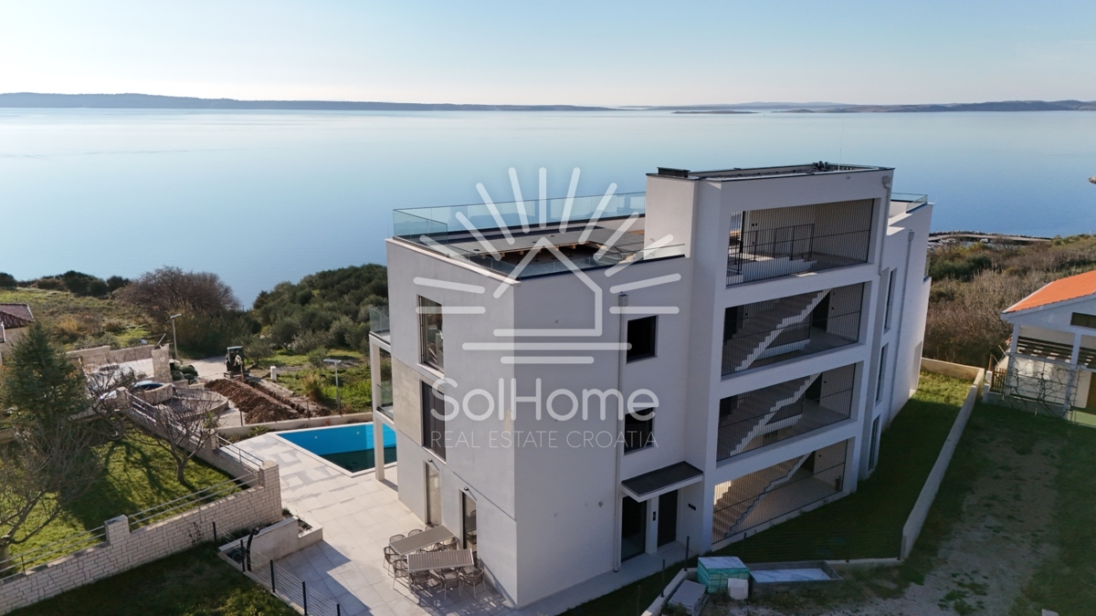 Lussuoso appartamento vicino al mare nella regione di Zara | Croazia