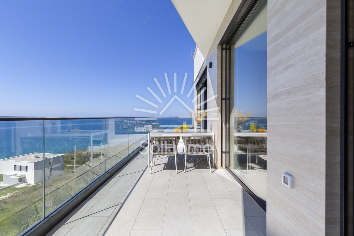 Lussuoso appartamento vicino al mare nella regione di Zara | Croazia