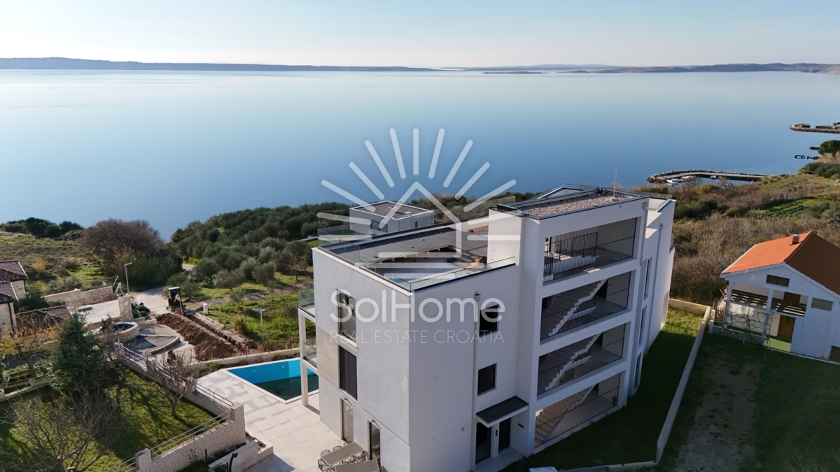 Lussuoso appartamento vicino al mare nella regione di Zara | Croazia