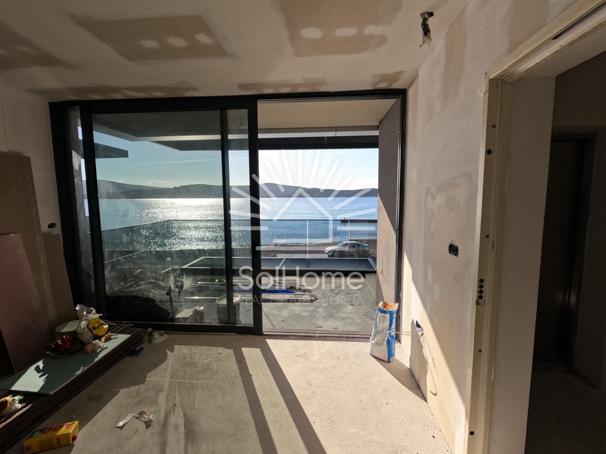 Appartamenti in prima fila sul mare a Sibenik, Croazia