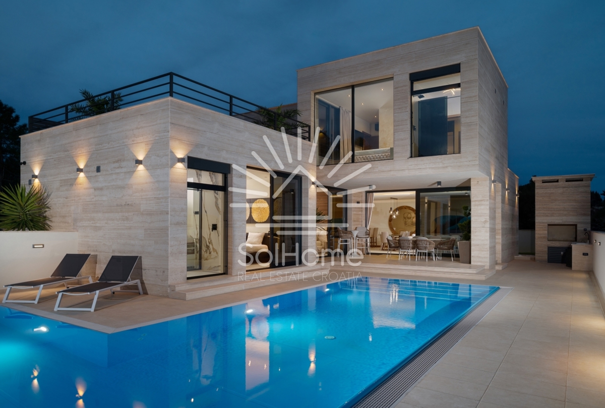 Unica villa di lusso con vista panoramica sul mare vicino a Zara, Croazia