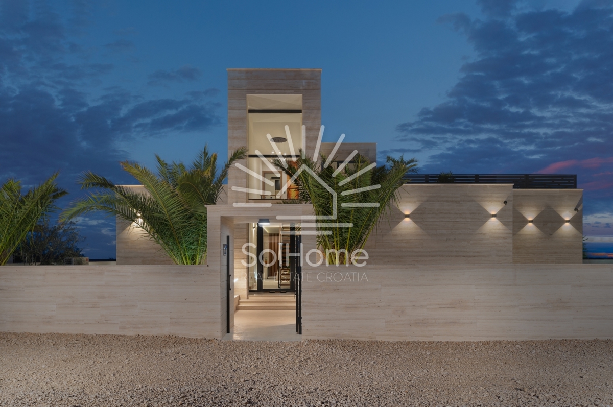 Unica villa di lusso con vista panoramica sul mare vicino a Zara, Croazia