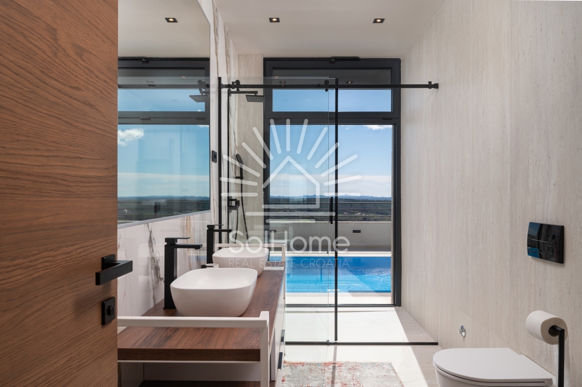 Unica villa di lusso con vista panoramica sul mare vicino a Zara, Croazia