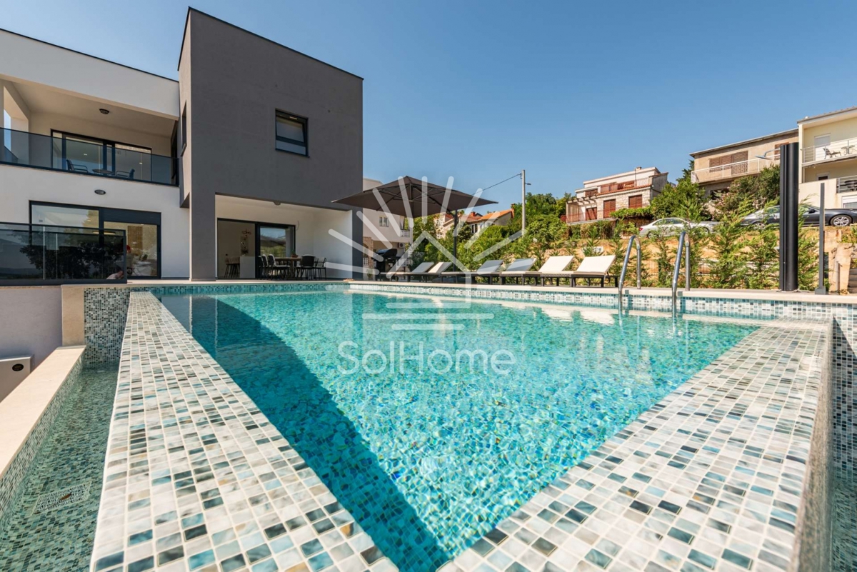 Moderna casa con piscina - Solo 70 metri dal mare, vicino a Zara, Croazia.