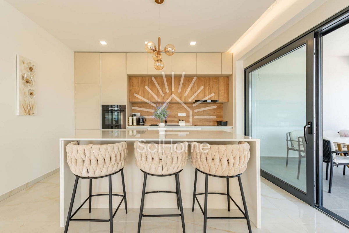 Moderna casa con piscina - Solo 70 metri dal mare, vicino a Zara, Croazia.