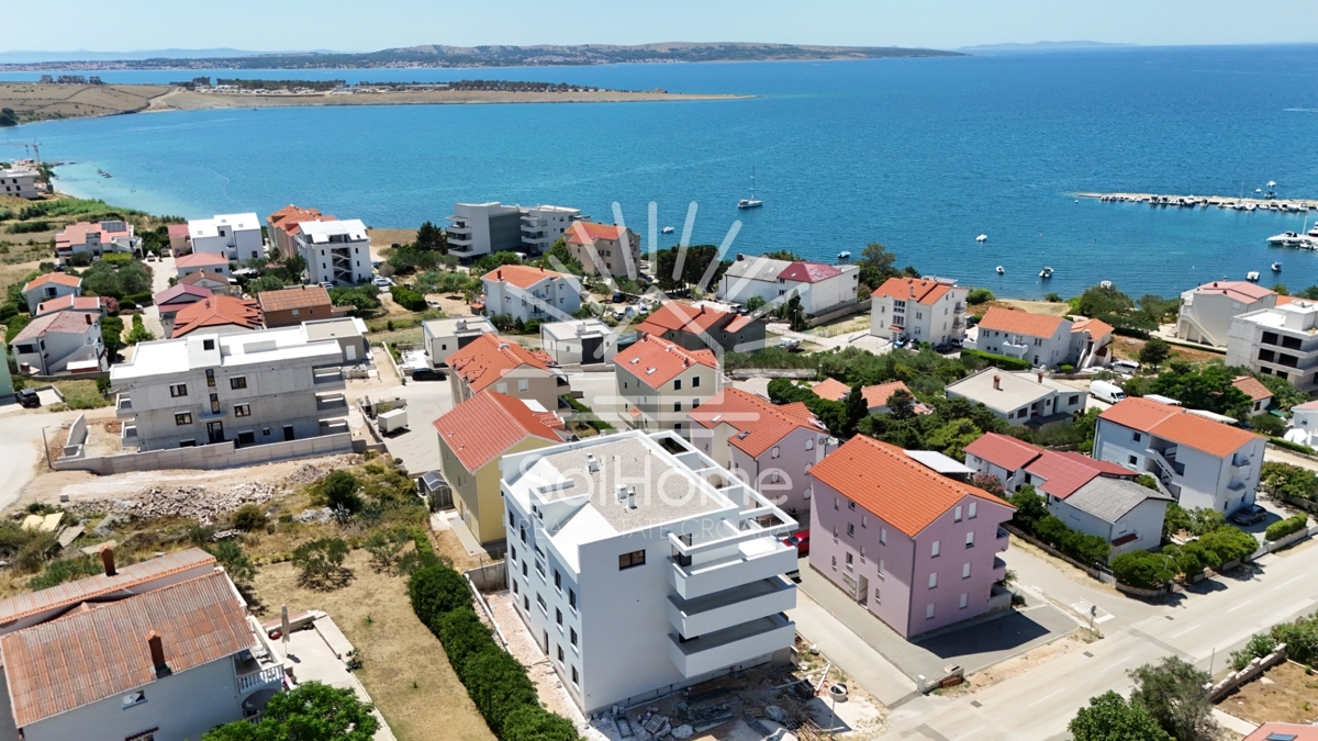 Appartamenti a 180 metri dal mare a Pag vicino a Zara/Croazia.