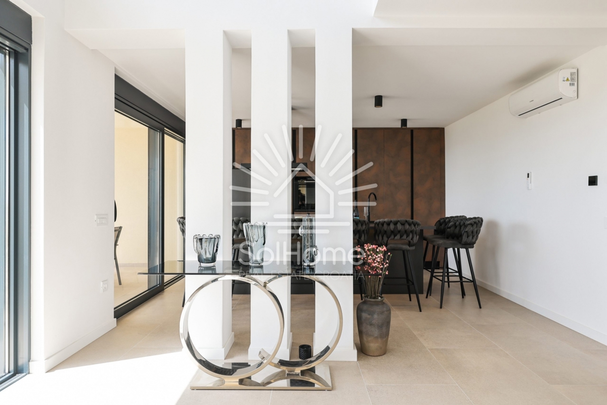 Lussuosa villa a Maslenica vicino a Zara, vicino al mare